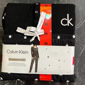 NWT Intimate Loungewear